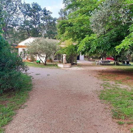 Domaine D'Avalon Casa de hóspedes Lorgues Exterior foto